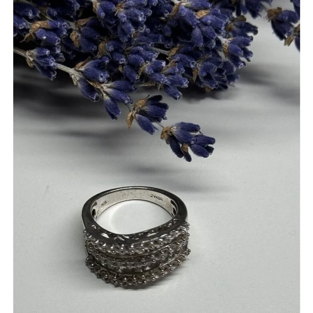 925 STERLING SILVER SAPPHIRE RING SIZE 6